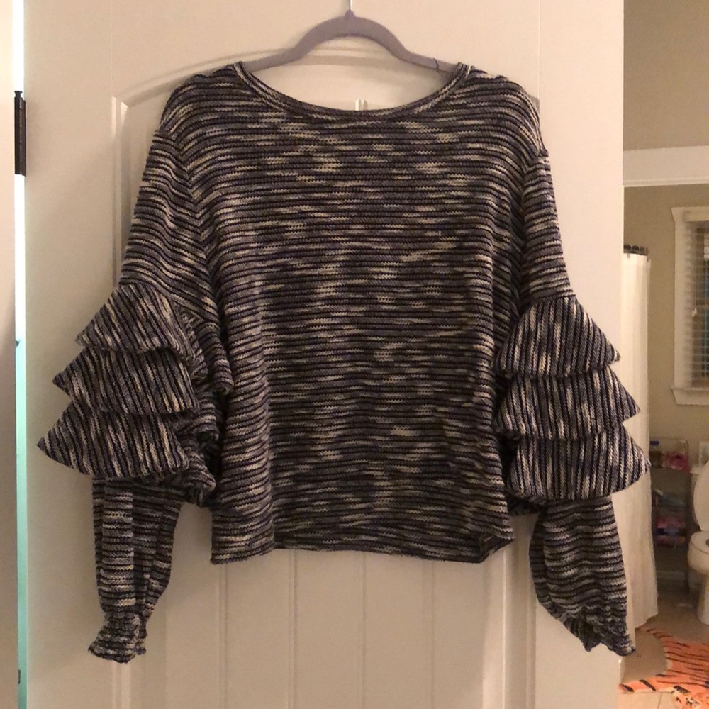 MISA sweater
